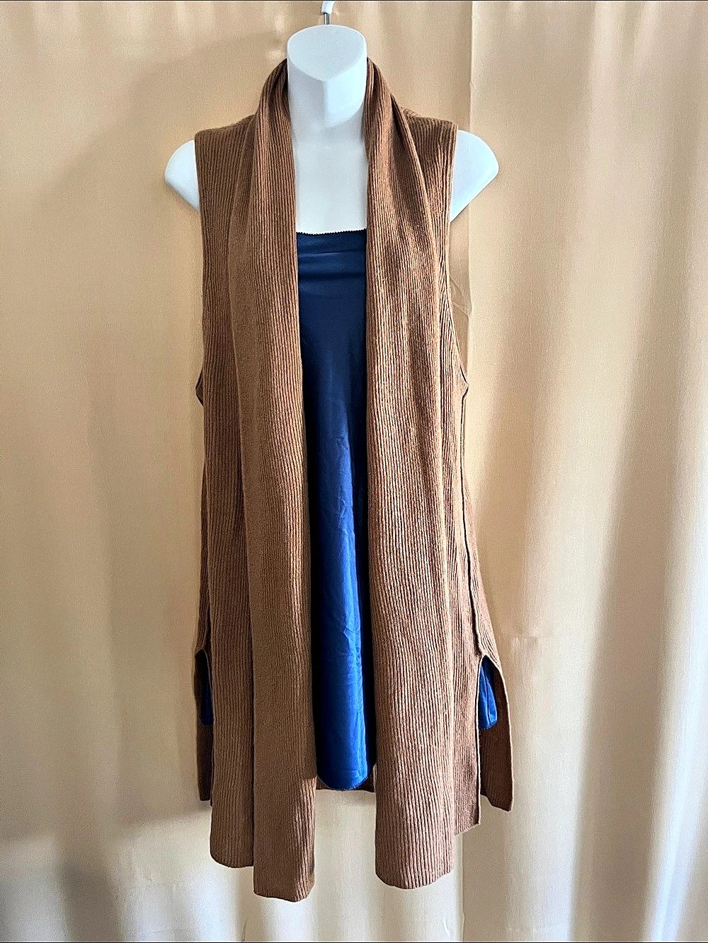 Halogen Cashmere Ribbed Open-Front Cardigan in Brown Like New